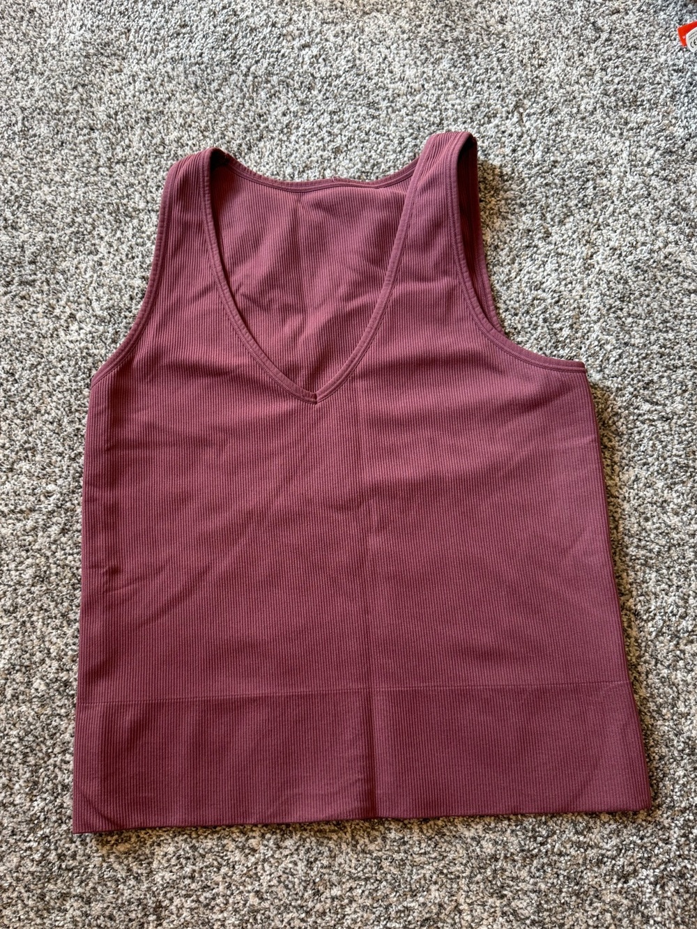 Athleta Mauve Ribbed V-Neck Tank, NWOT, size L - Picture 4 of 5